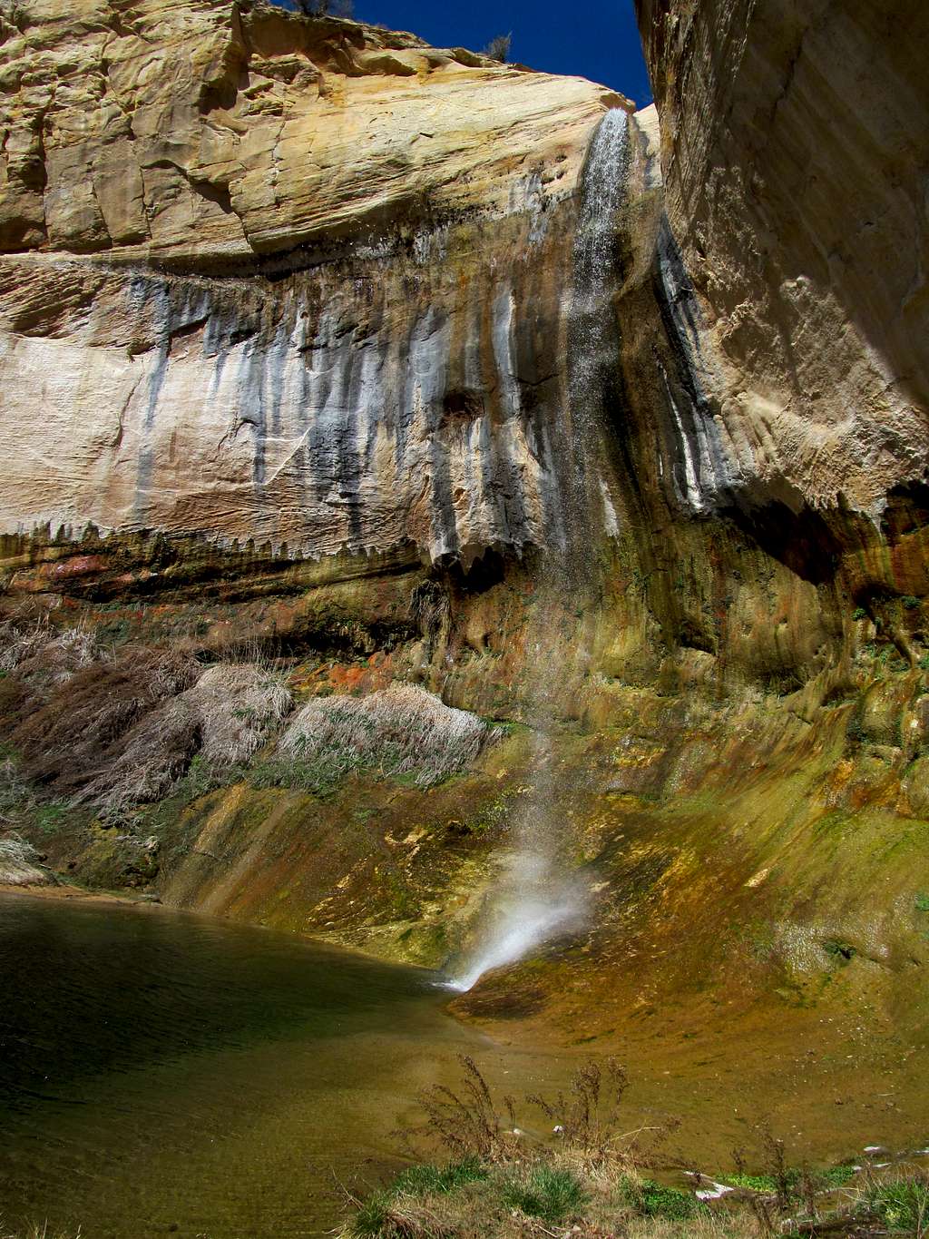 sideview of Upper Calf Creek Falls
