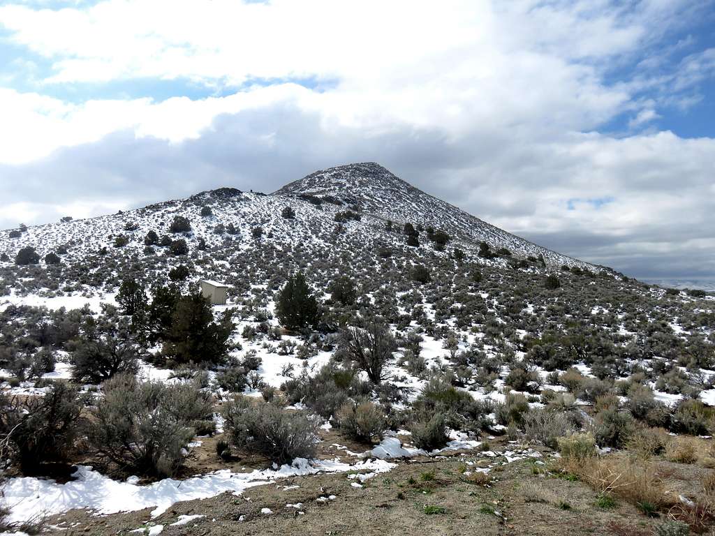Sugarloaf Peak 5,292' in winter