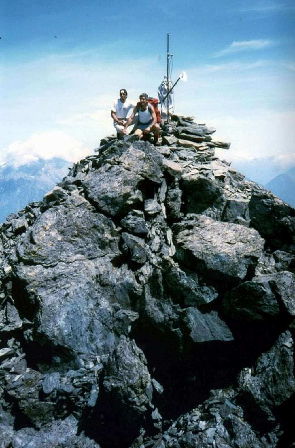Long trip around the Mont Avic or Aü On Summit 1987