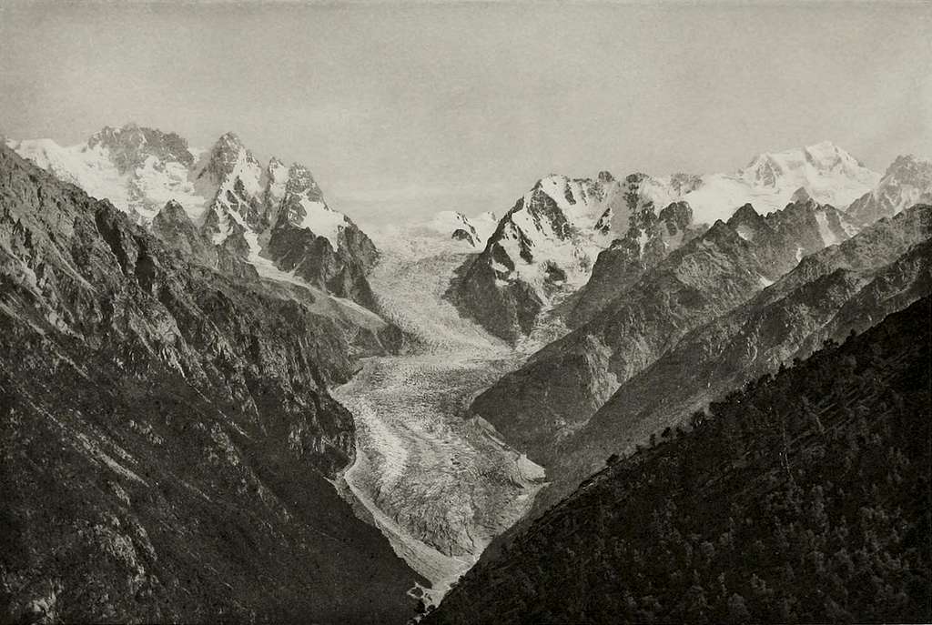 Glacier Karagam et Burdjula