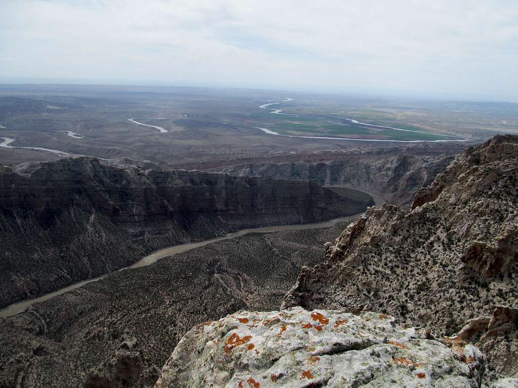 Curves of the Green River from summit