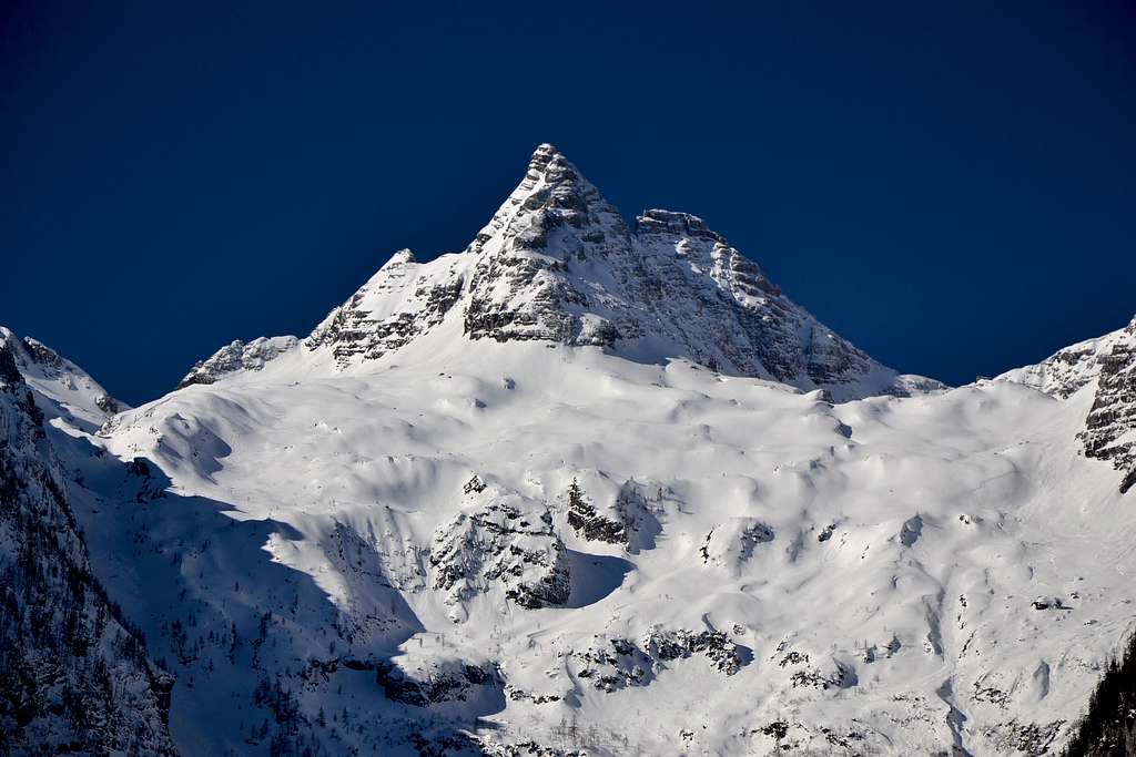 The Reifhorn (2488 m) in the Loferer Steinberge