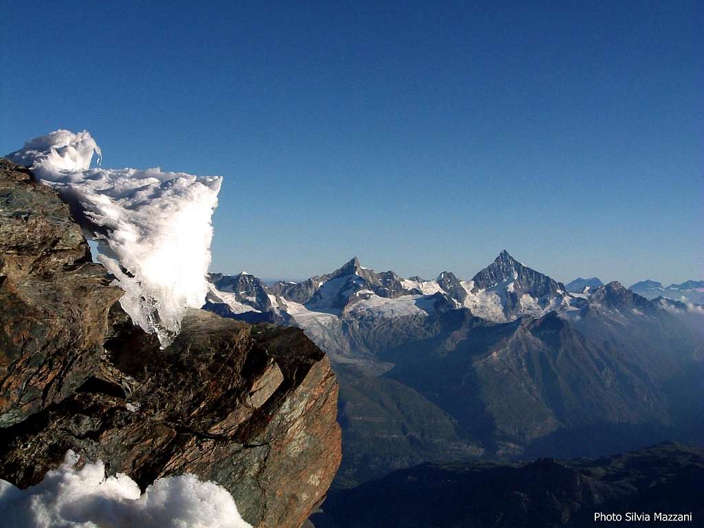 Zinalrothorn and Weisshorn from E Breithorn