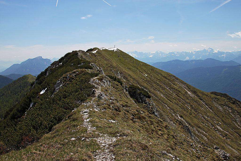 Graslitzen NW summit ridge