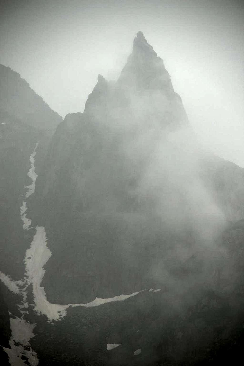 Mt.Mnich in stormy mist