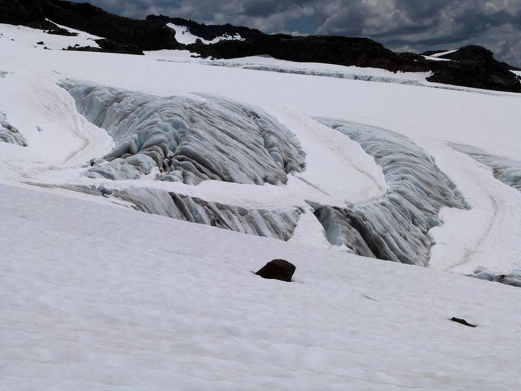 Waves on the Easton Glacier
