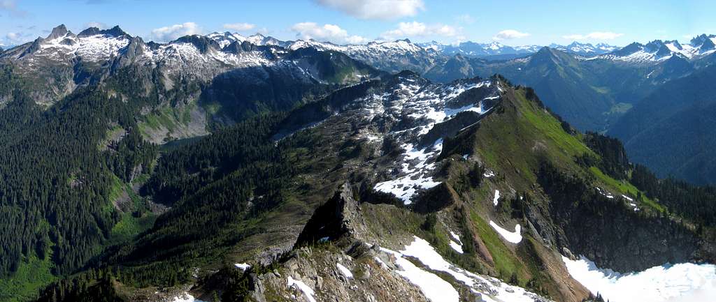 Buckindy-Illabot Subrange from Hurricane Peak