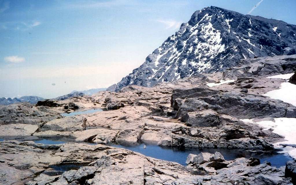 Lakes's Trekking L'Invers del Lago Gelato by West 1987