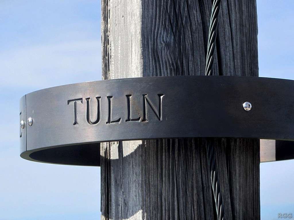 Detail of the Tullen summit cross