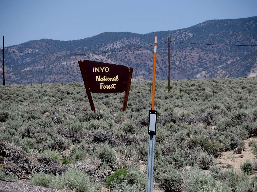 INYO sign
