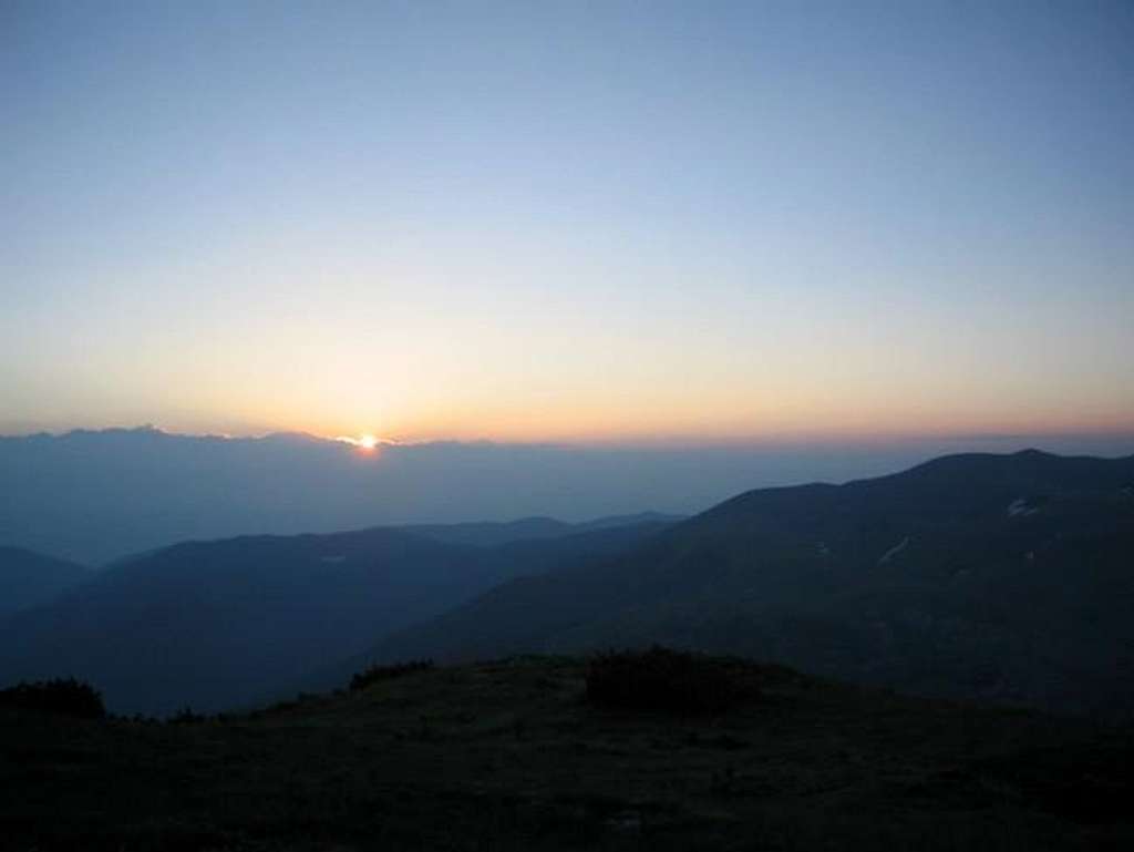 Sunrise from Hranisava...
