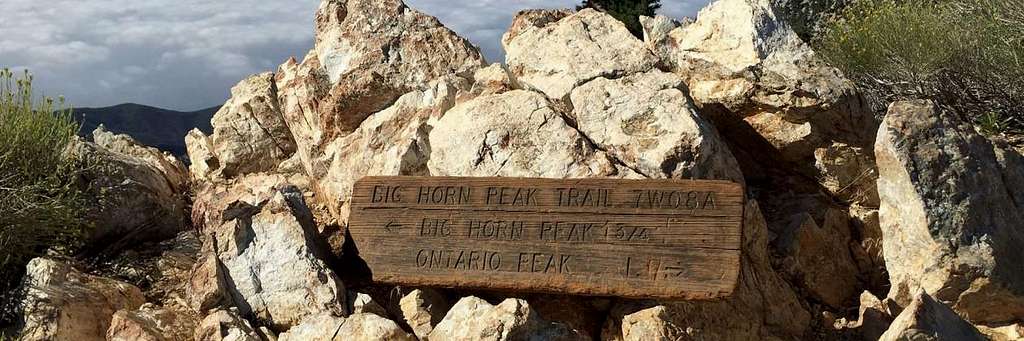 Bighorn and Ontraio Peak Sign