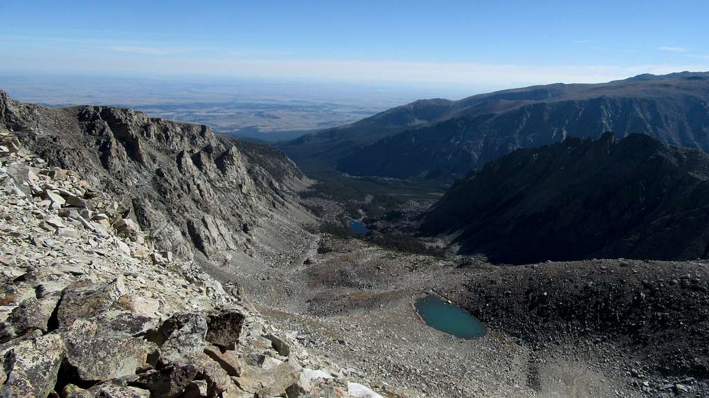 Unnamed lakes to the east of the Stillwater Plateau