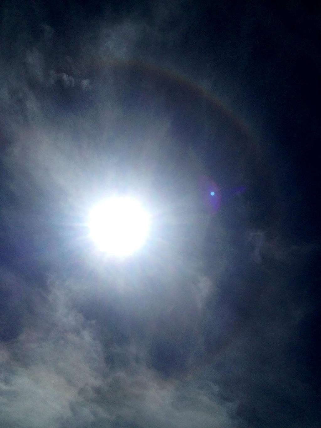 22 degree halo above the first gulley