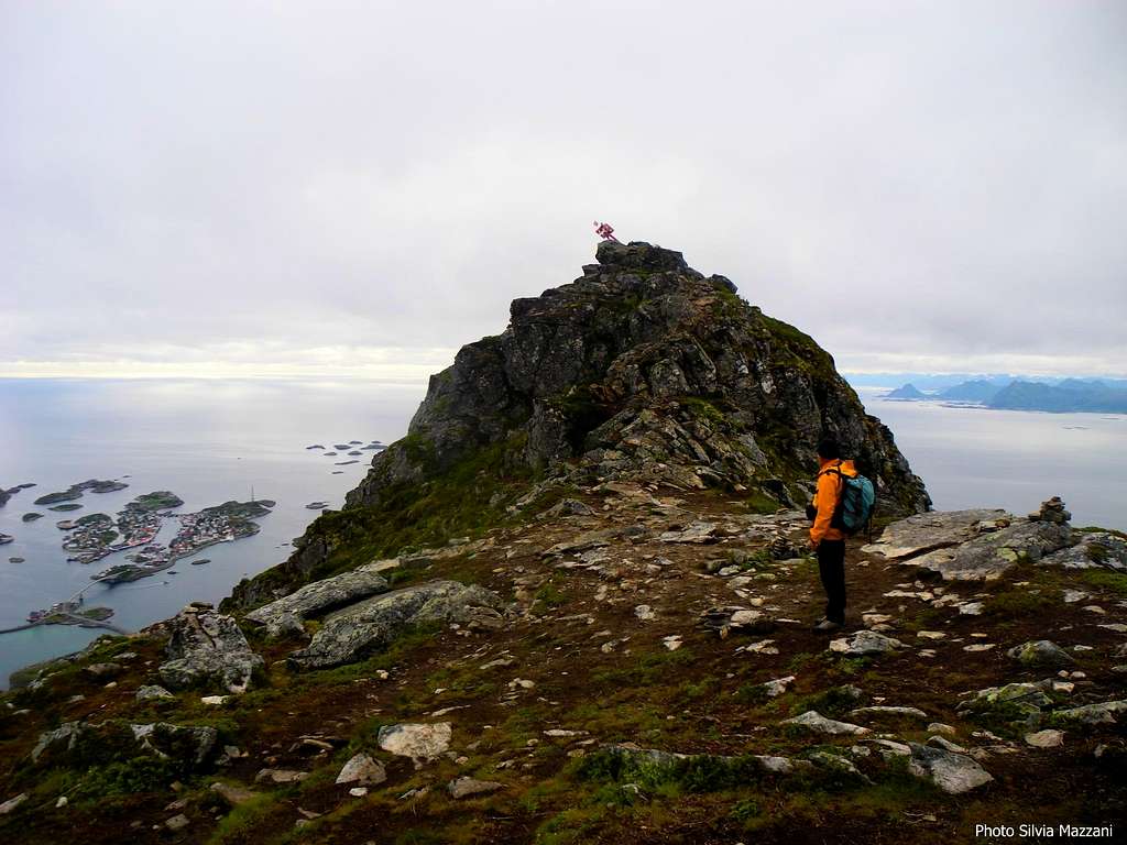 Festvågtinden, last steps before summiting