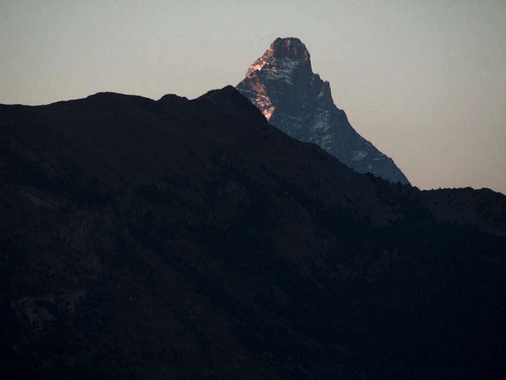 Dark Profiles Blacks Aver against Matterhorn 2015