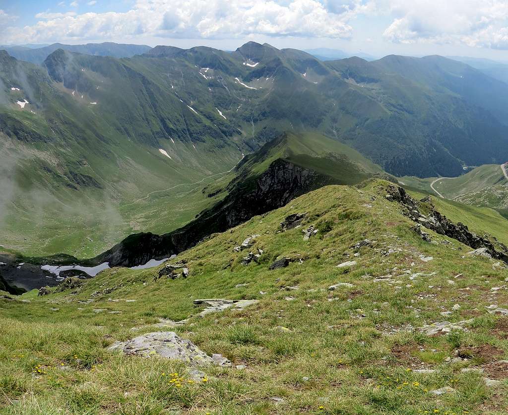 Museteica above valleys