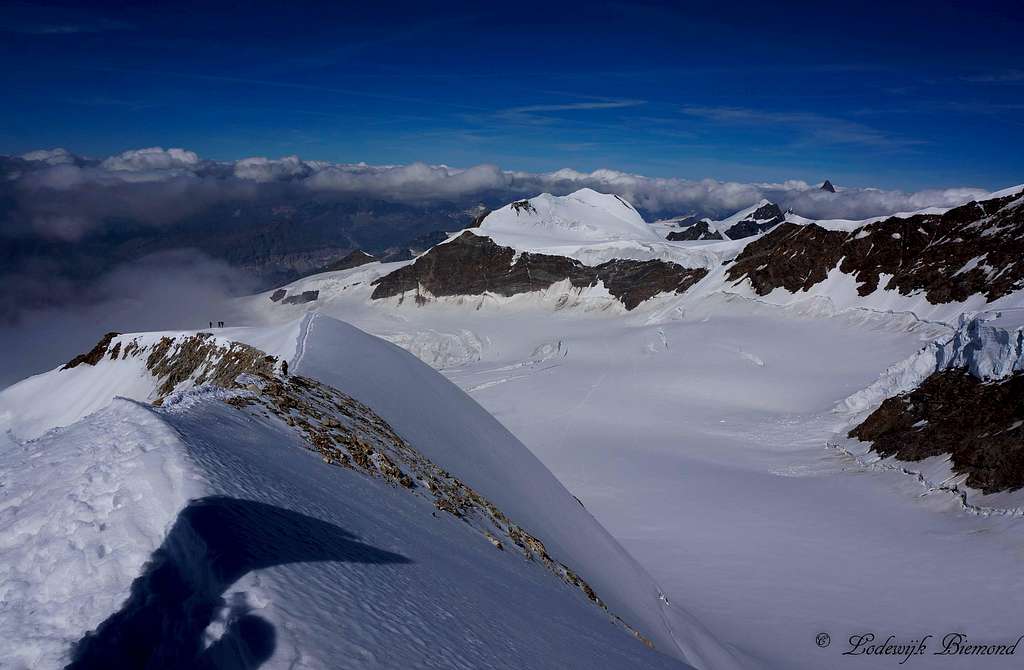 Il Naso (14016 ft / 4272 m) Summit view towards Castor