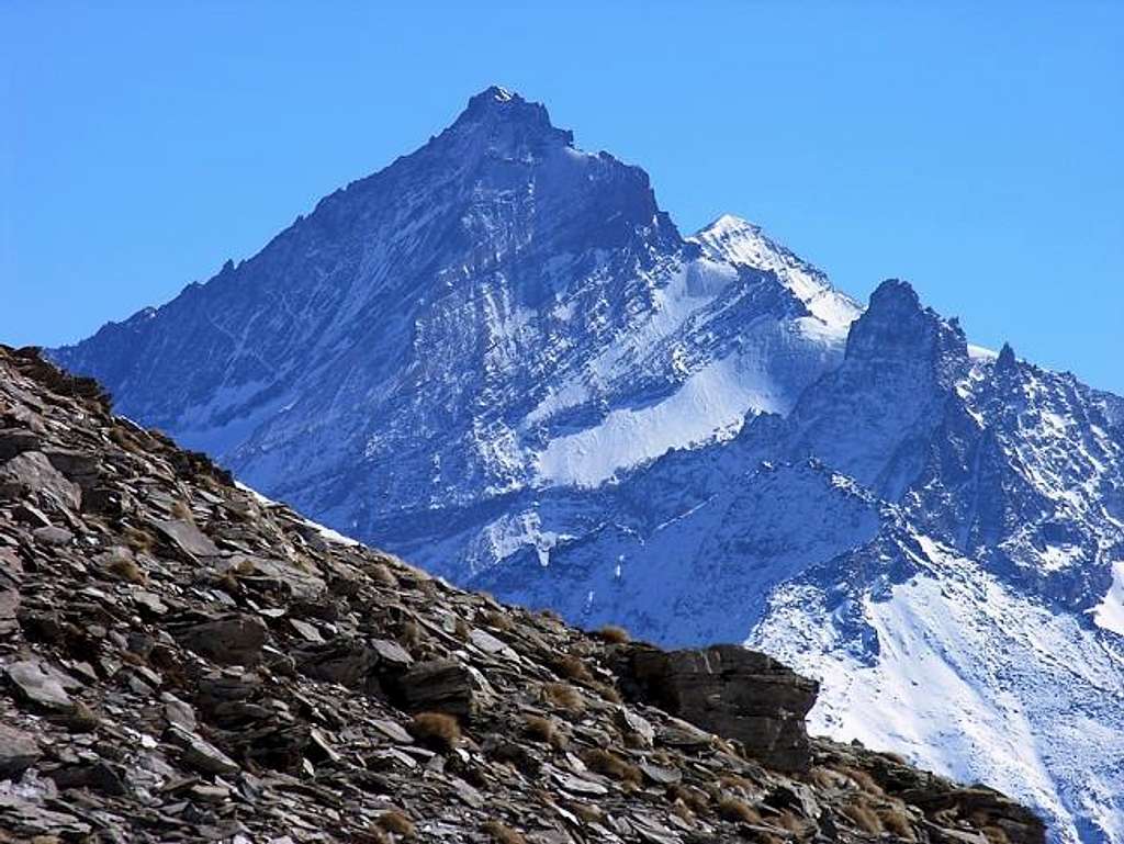 La Grivola (3969 m.) versante...