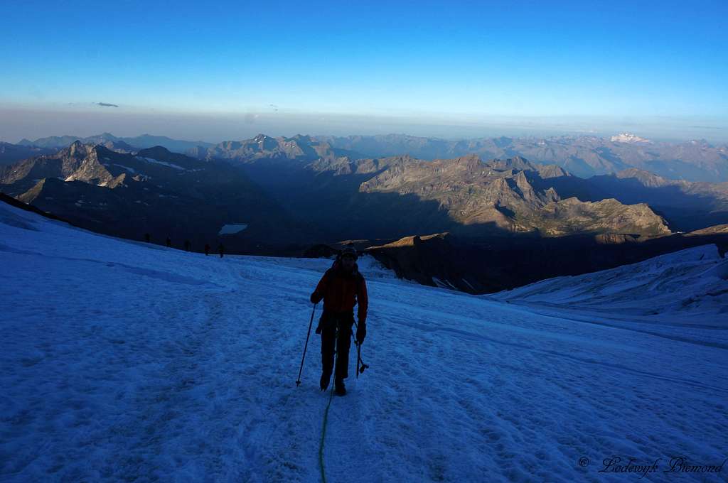 Ascending Il Naso; Lys glacier