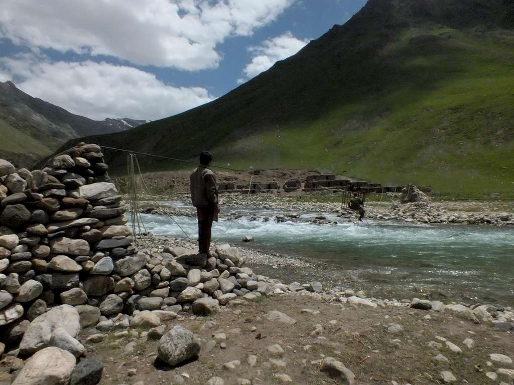 River crossing at Besal