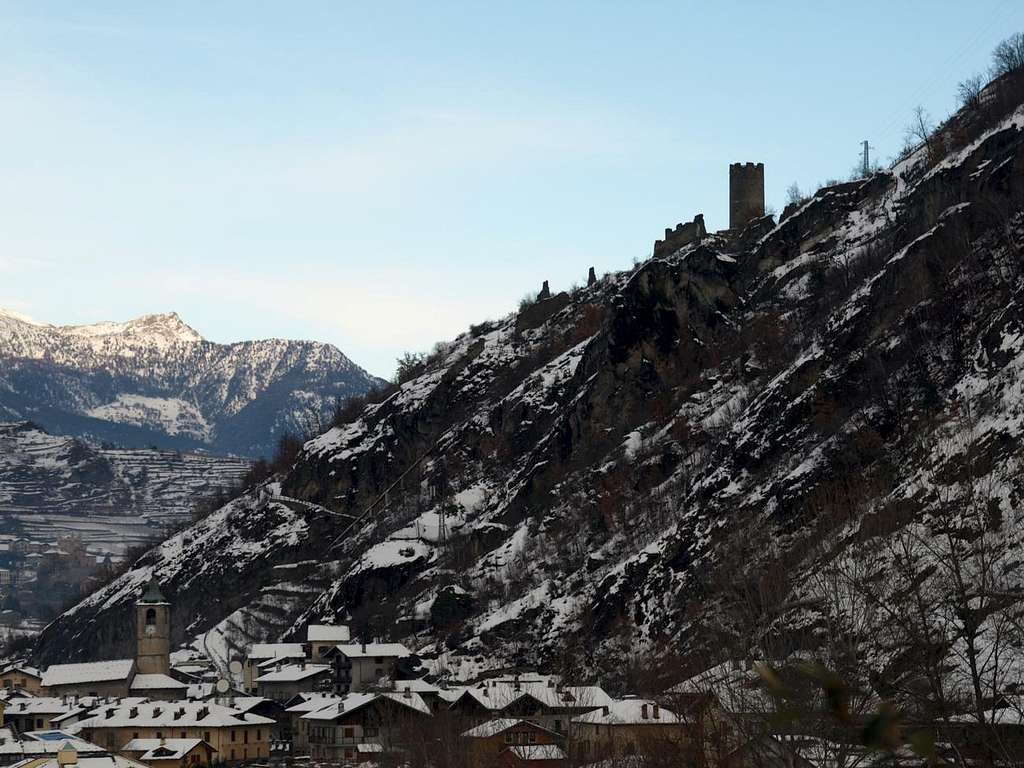 Archeo Châtel Argent above Villeneuve Common 2015