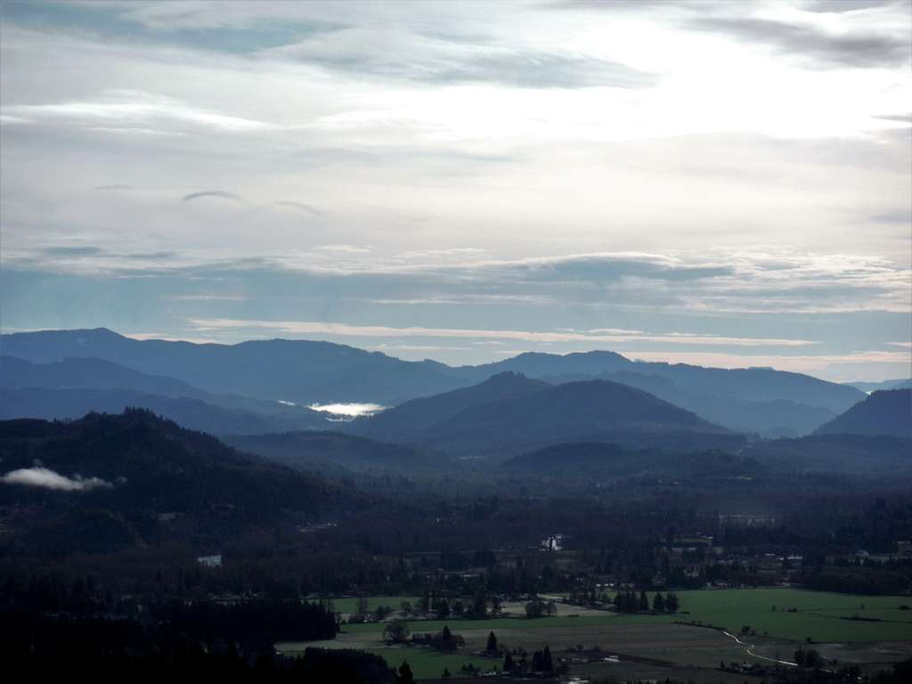 Looking towards the Cascades foothills