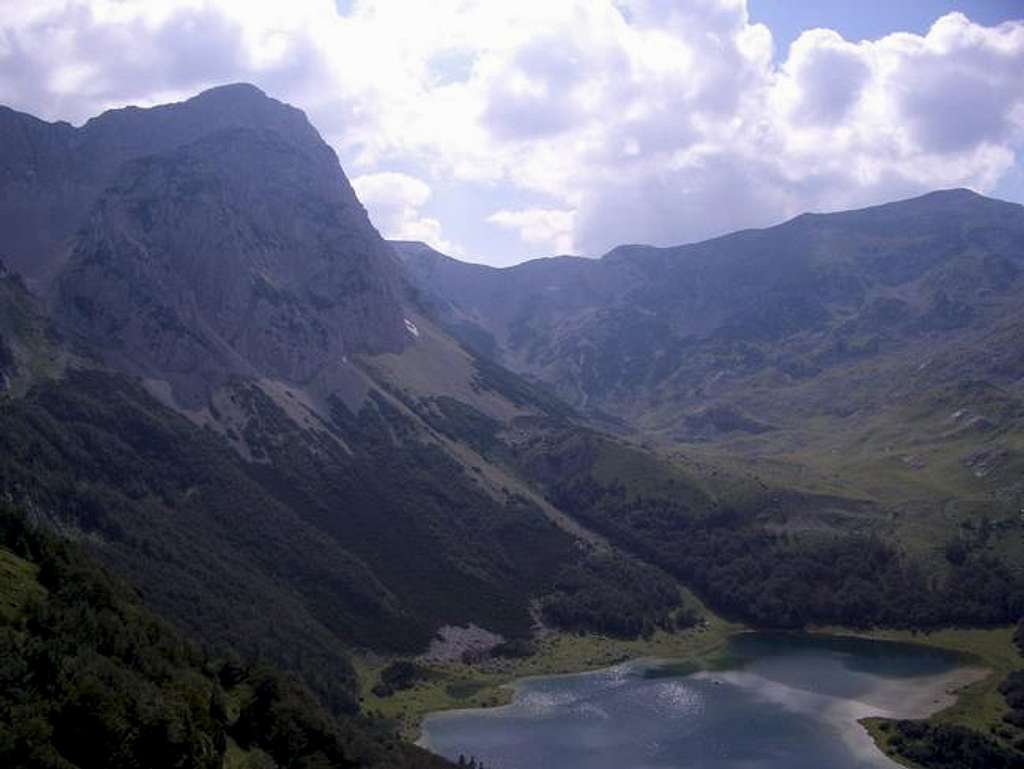 Trnovacko lake from steep...