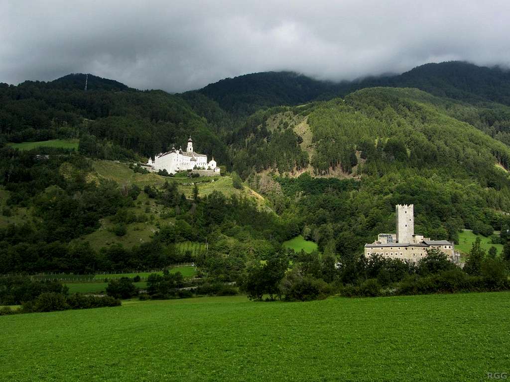 Kloster Marienberg and Castello del Principe
