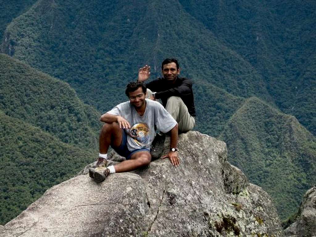 With KBalls atop Huayna...
