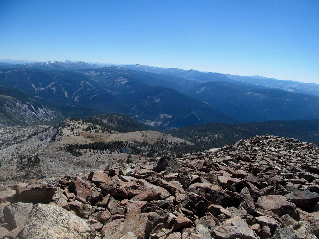 towards horsetail falls & the sierras