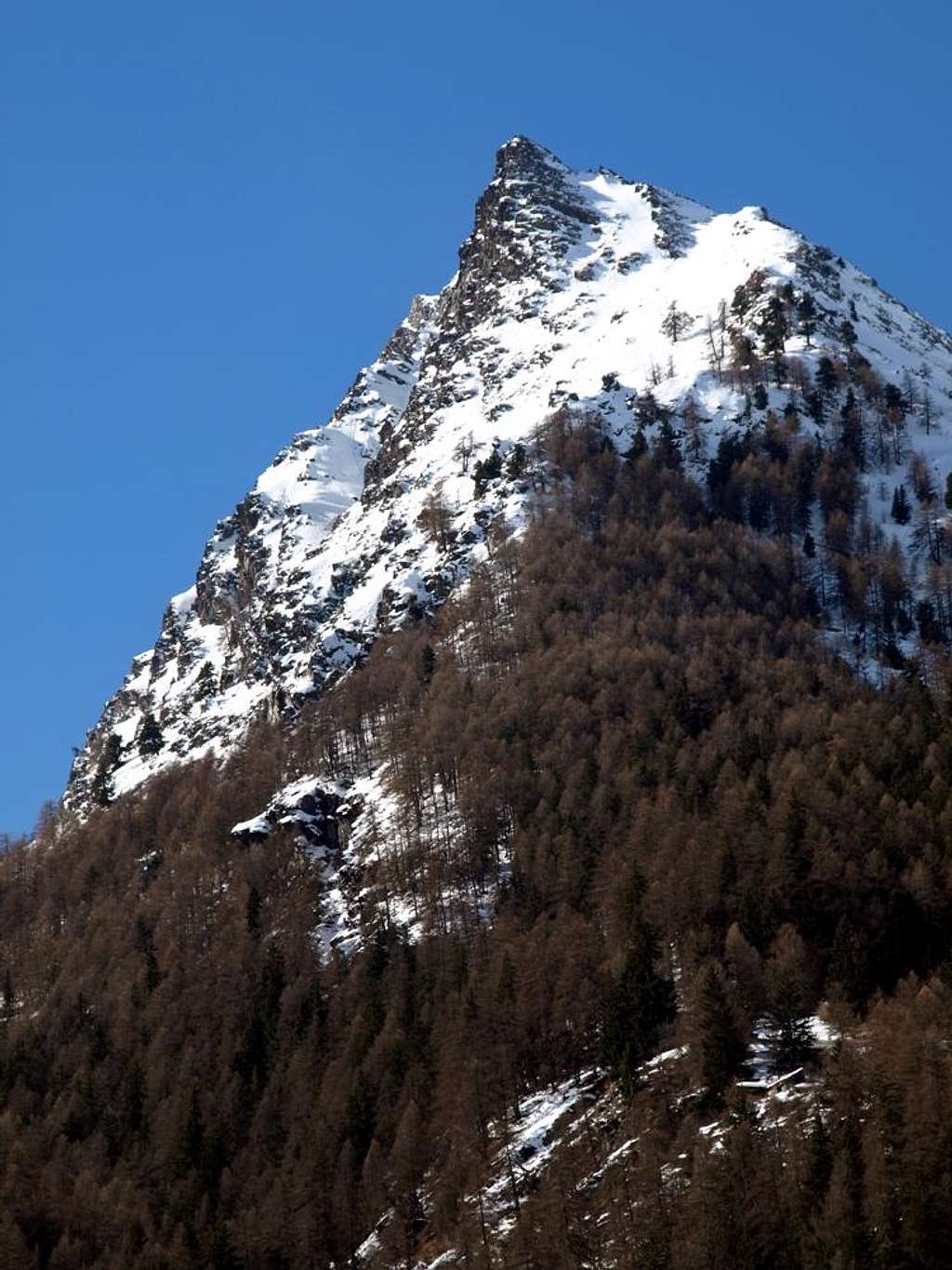 Becca D'Eytava or Dentavù (2598m) below Traso 2016