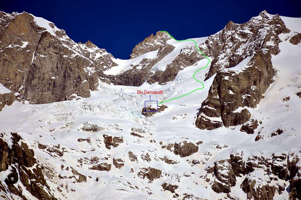 The main routes of Grandes Jorasses, Dent du Géant and other