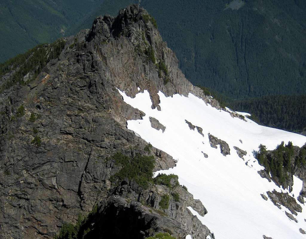 Looking down Spire Mountain's NW Ridge from the false summit