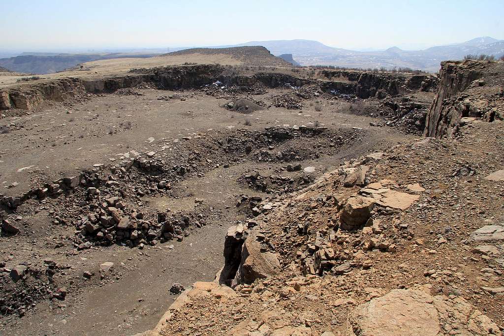 Quarry on North Table Mountain