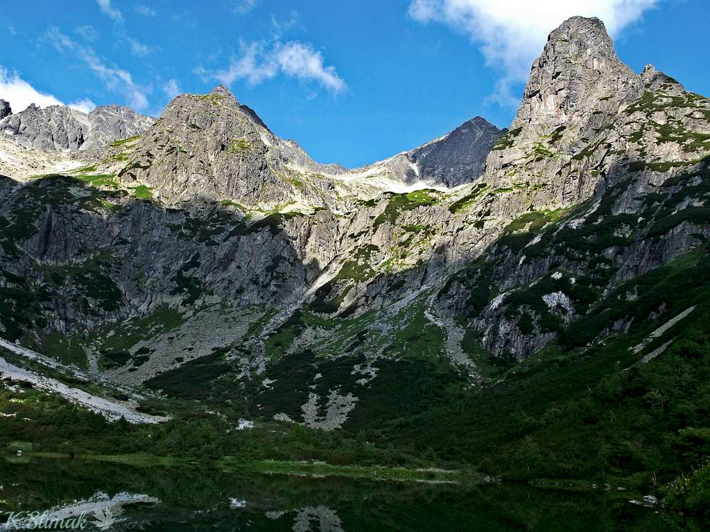 Zelené pleso and a rocky surroundings