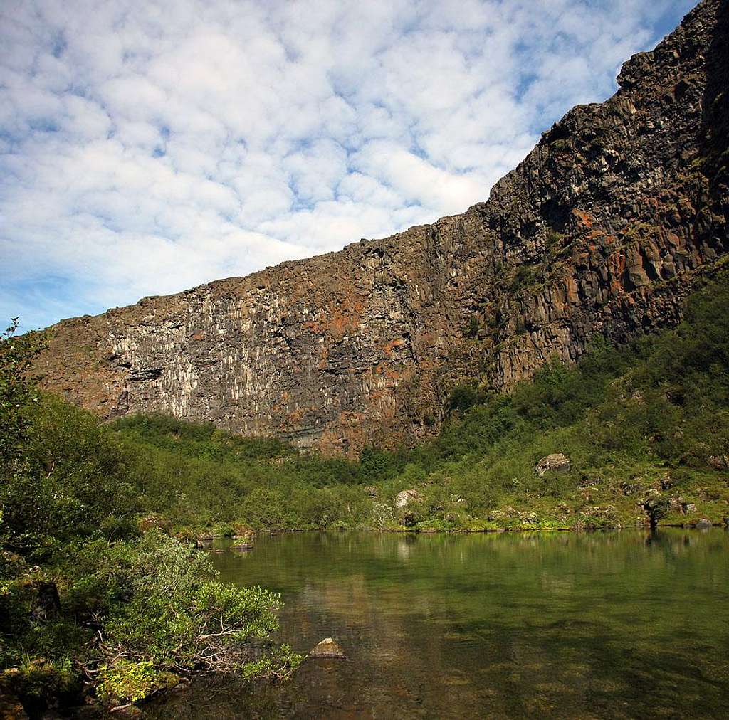 Asbyrgi wall