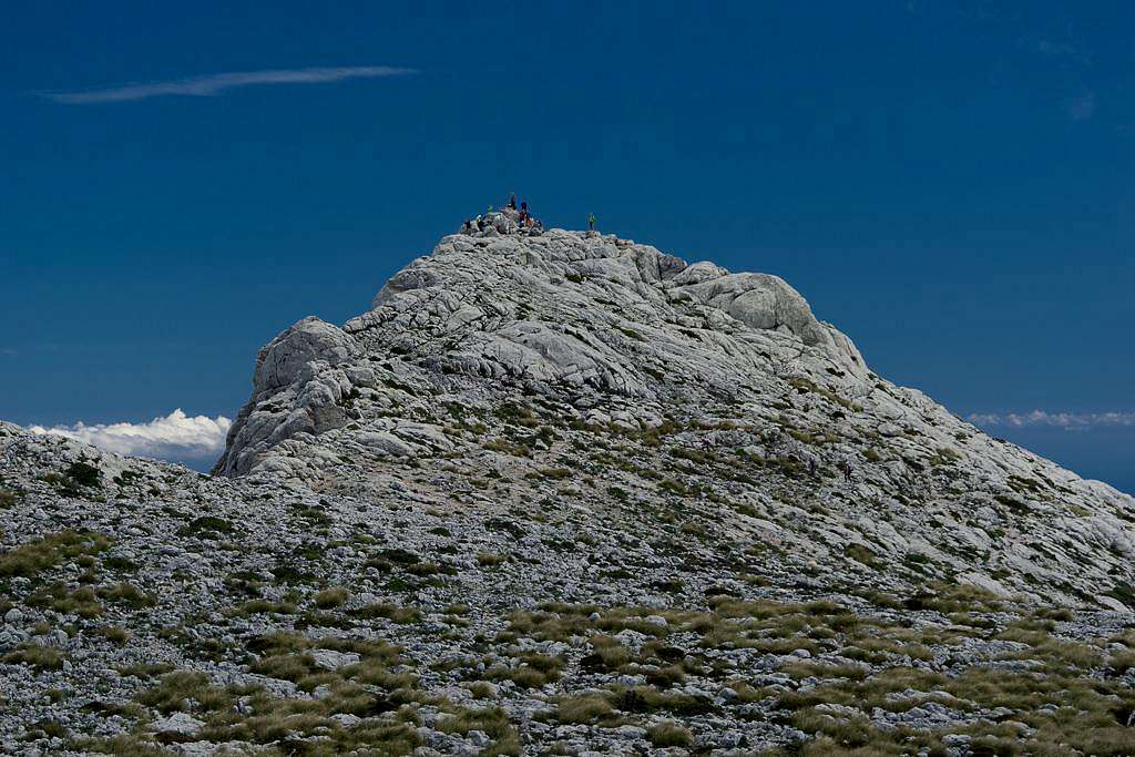 Solitude on the summit of Masssanella