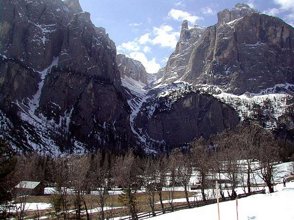 a spring image of the Val de...