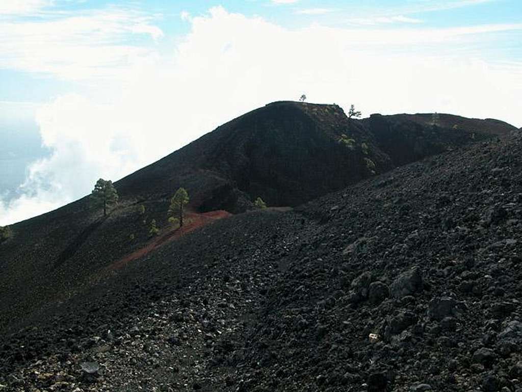 The eastern summit of Volcán...