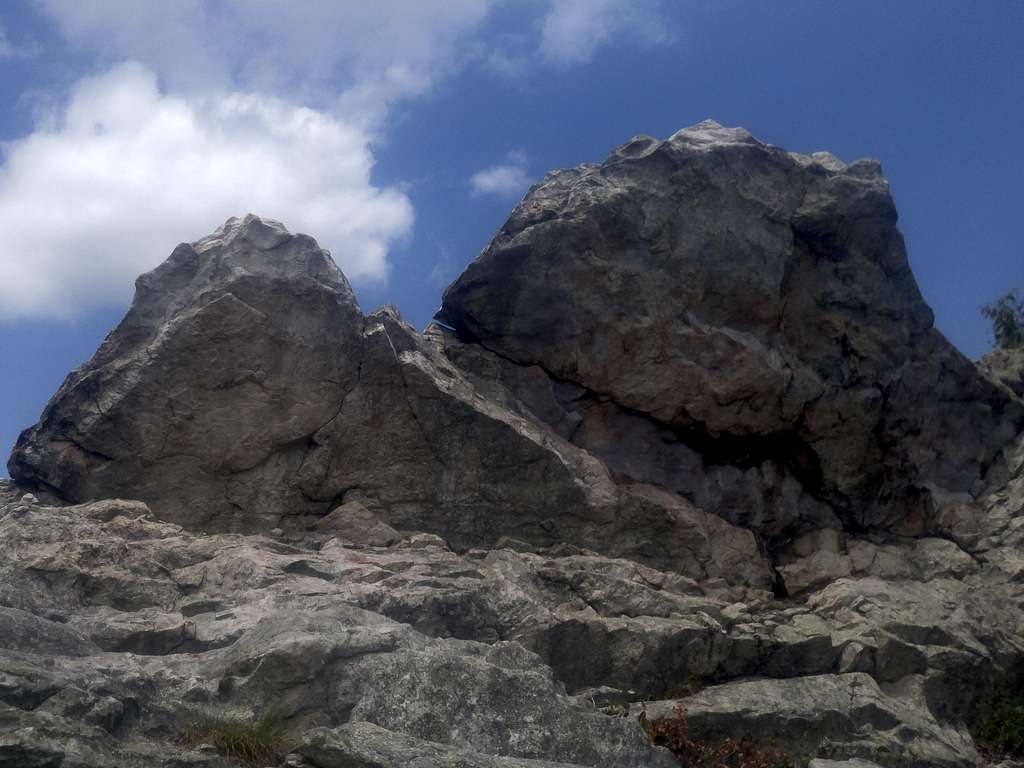 Buzzard Rocks