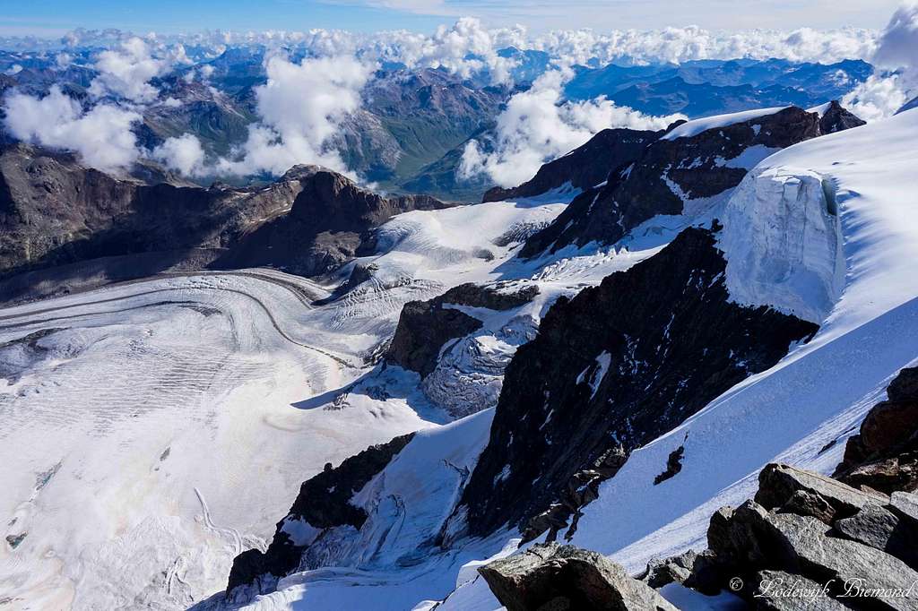 Pers Glacier from the Western Summit