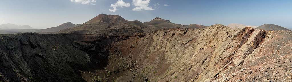 The crater of Caldera de la Rilla