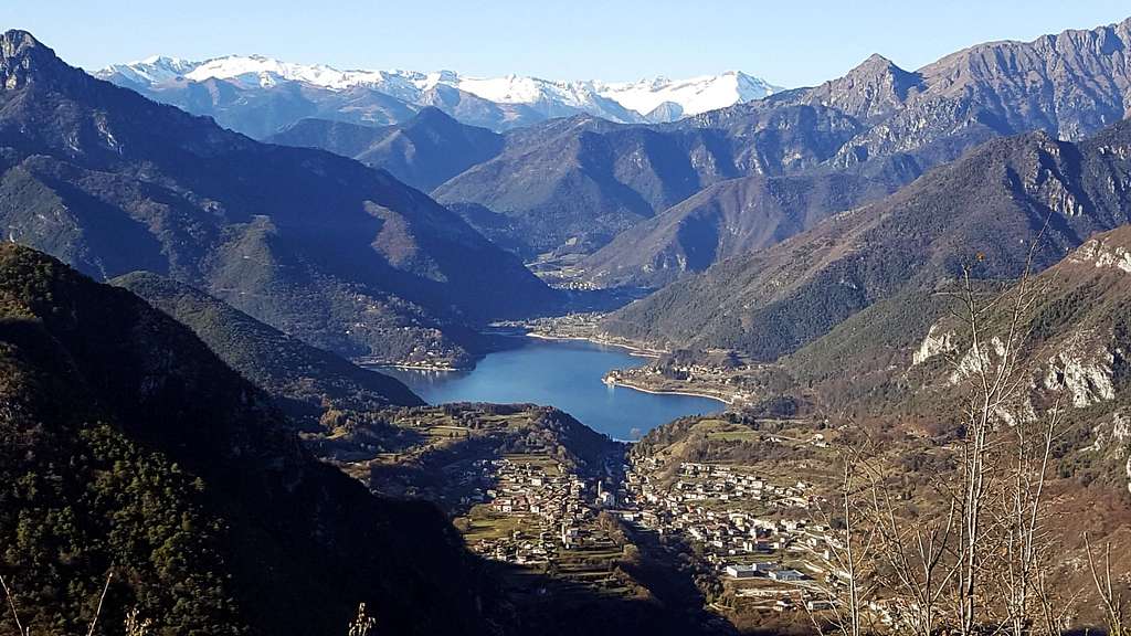 Lago di Ledro and Adamello range from Cima Al Bal