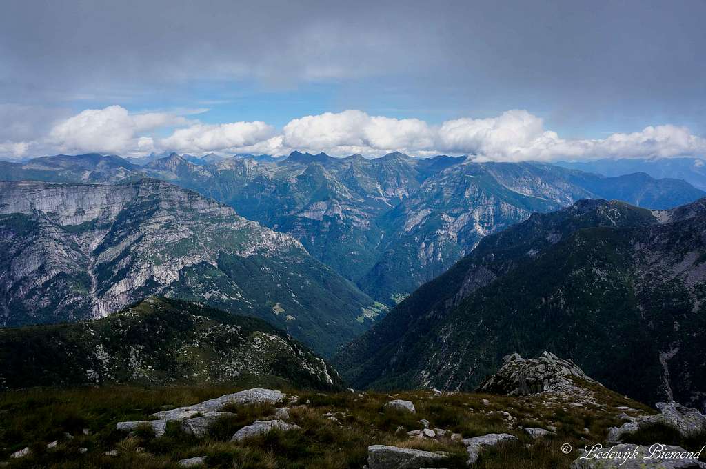 Summit view into the Verzasca valley