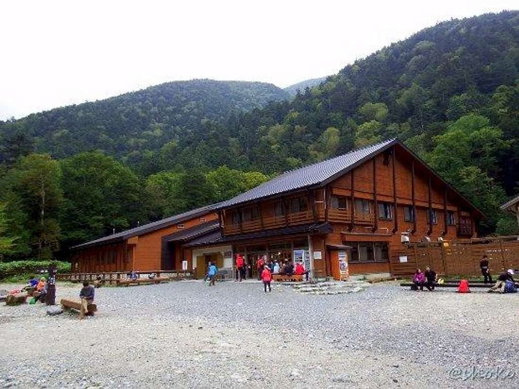Yokoo Sanso Hut