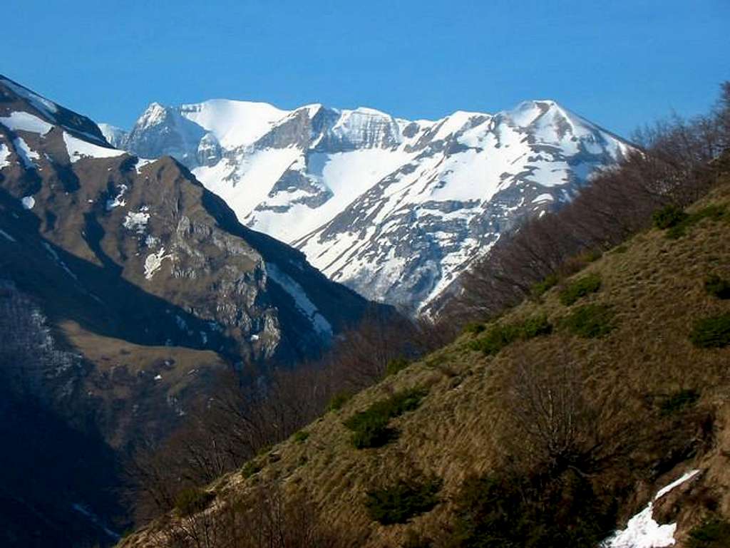 Cima del Redentore (2448 m)...
