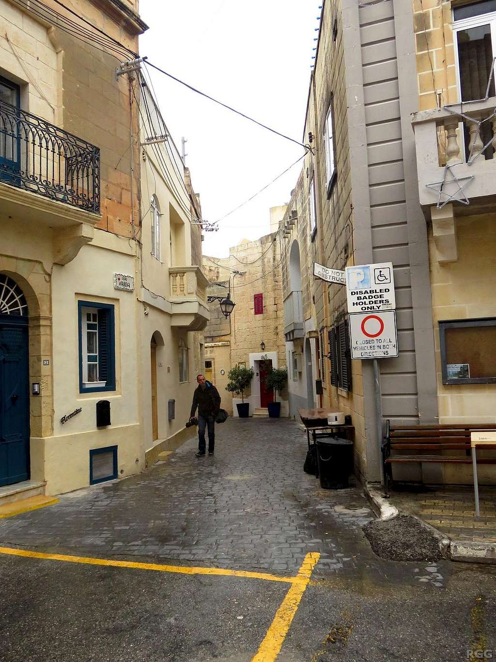 Cobblestone streets in the old town of Għargħur