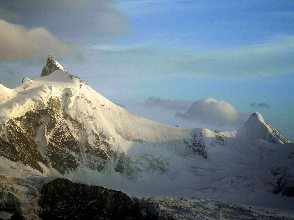Zinalrothorn and Obergabelhorn from Cabane de Tracuit
