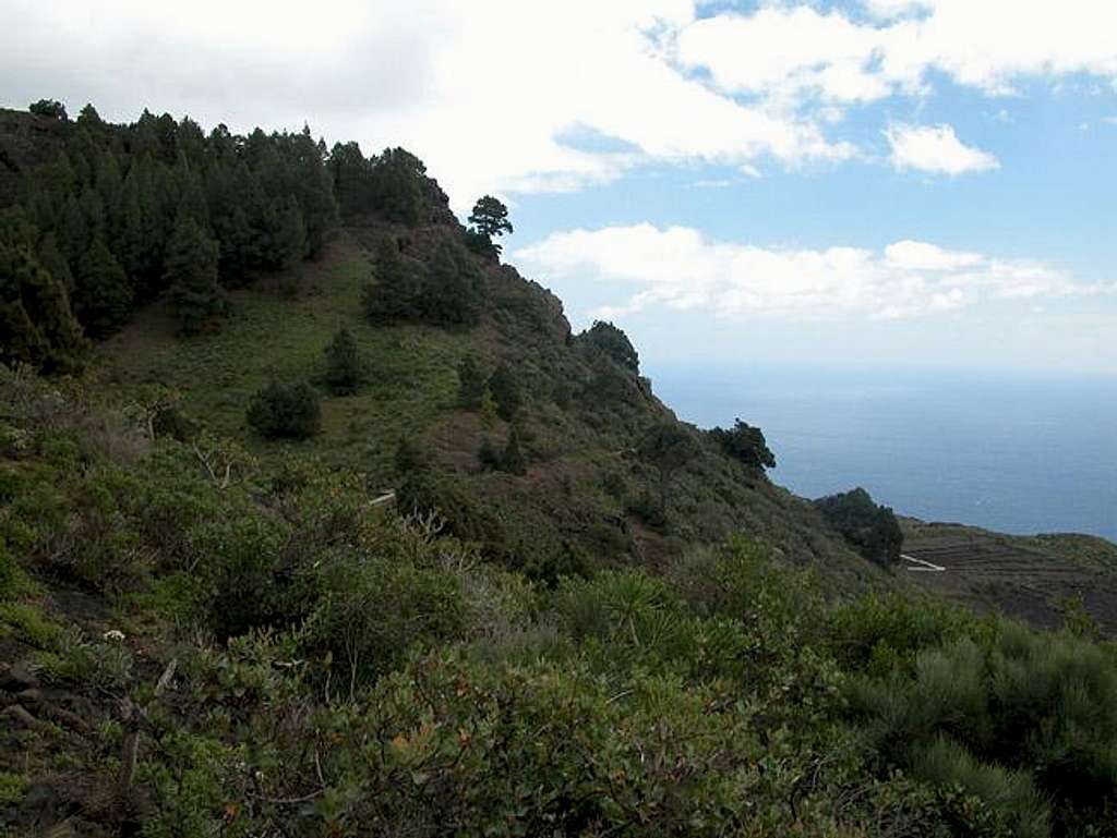 Pico de Tablas above the east...